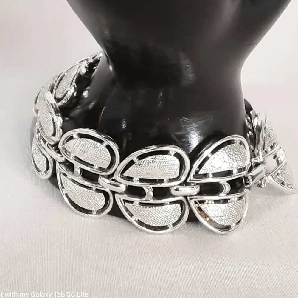 💎Coro SIlver Tone Bracelet Chunky Links